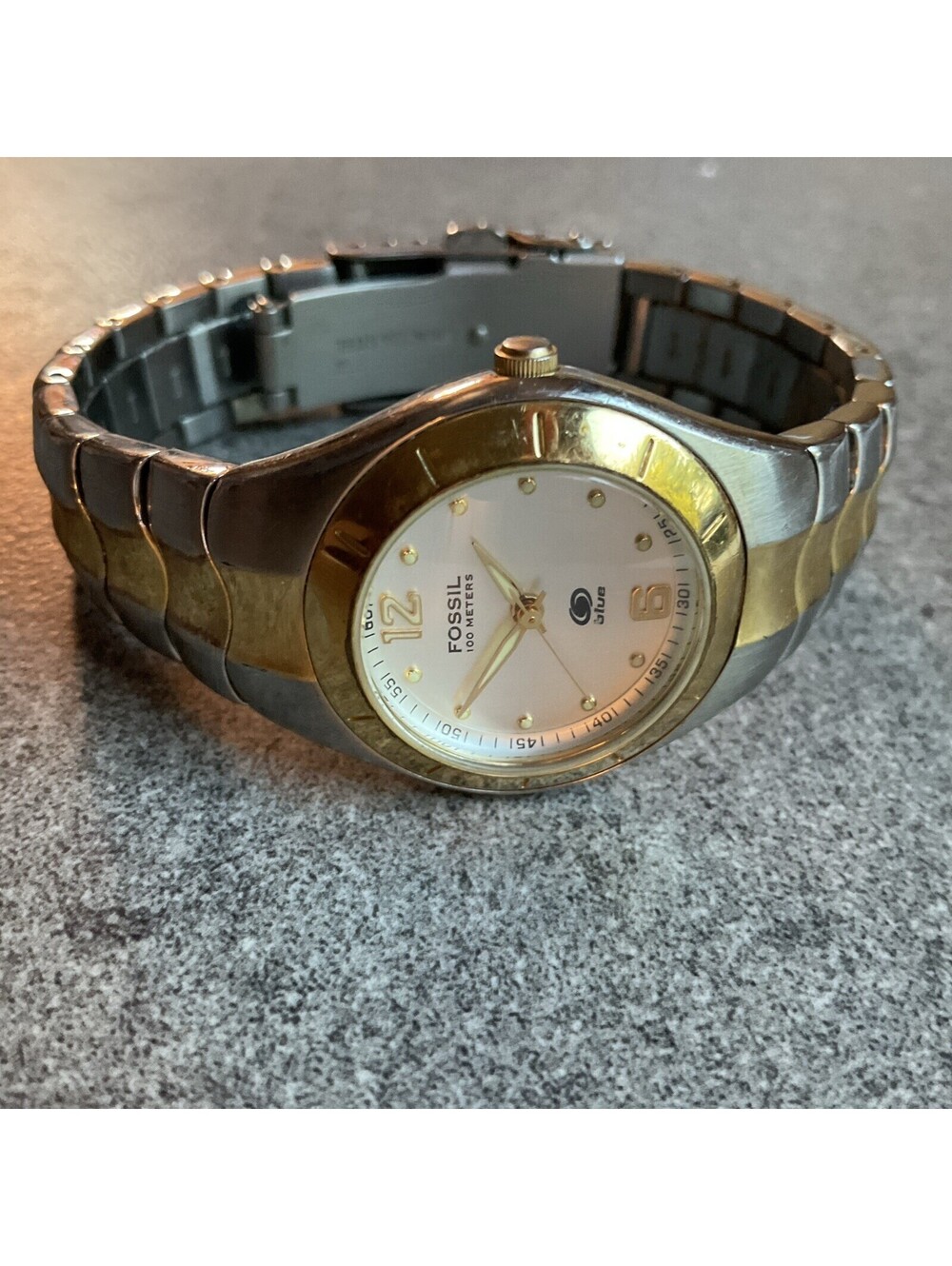 Fossil Womens Watch AM3397 29mm Two Tone Stainless Steel Case And Band Bin R